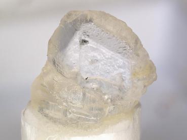 Beryllonite